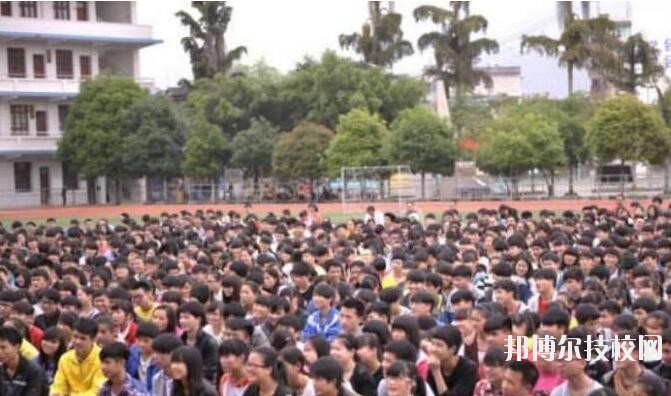 荔波職業(yè)高級(jí)中學(xué)2020年報(bào)名條件、招生要求、招生對(duì)象