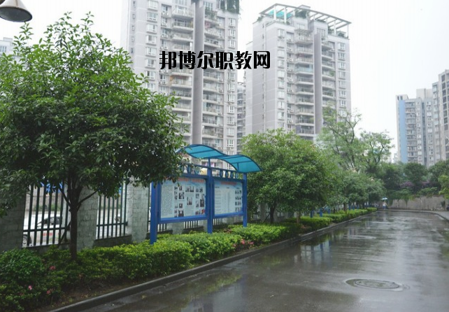 重慶五里店職業(yè)中學(xué)2020年報名條件、招生要求、招生對象