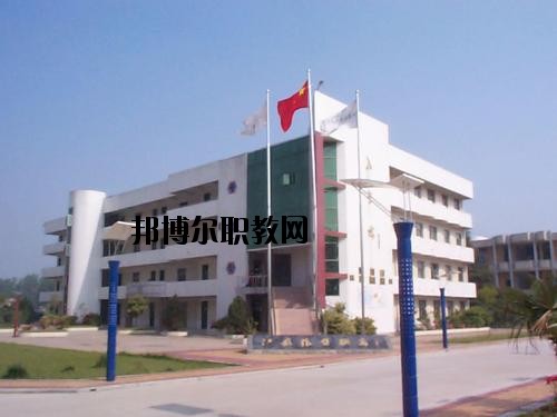 昭陽(yáng)區(qū)高級(jí)職業(yè)中學(xué)怎么樣、好不好
