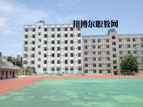 貴州省電子工業(yè)學校2020年報名條件、招生要求、招生對象
