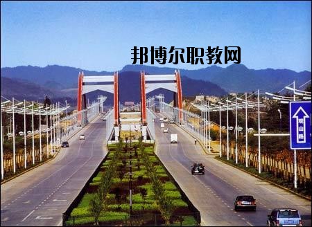 貴州省城鄉(xiāng)建設(shè)學(xué)校怎么樣、好不好