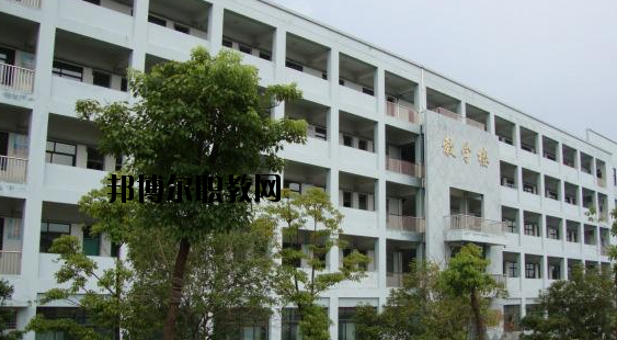 寧波興港職業(yè)高級(jí)中學(xué)怎么樣，好不好
