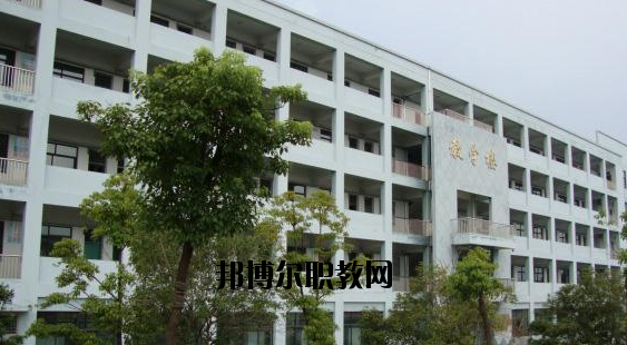 寧波興港職業(yè)高級中學(xué)2020年報名條件、招生要求、招生對象