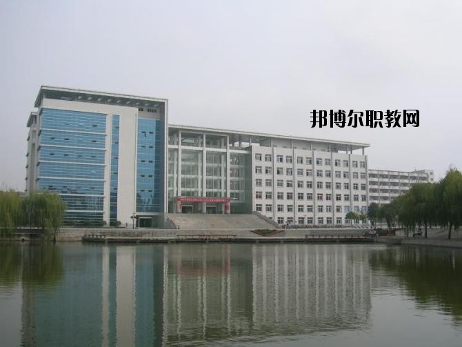 姚安縣職業(yè)高級中學(xué)2020年學(xué)費、收費多少