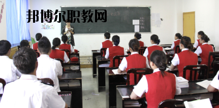 甘肅東方航空高鐵學(xué)校2020年報(bào)名條件、招生要求、招生對(duì)象
