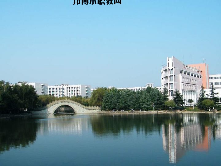 咸寧衛(wèi)生學(xué)校2020年報名條件、招生要求、招生對象