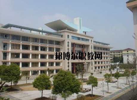 贛州服裝職業(yè)技術(shù)學校2020年報名條件、招生要求、招生對象