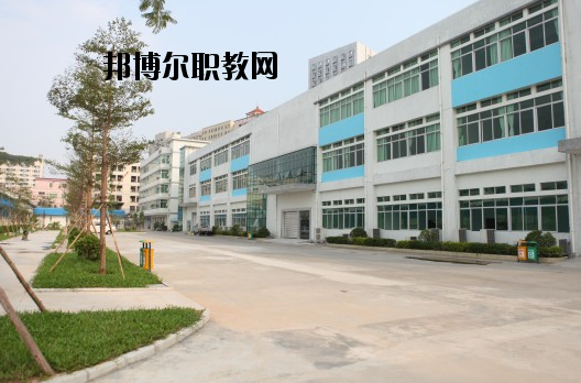 東莞機(jī)電工程學(xué)校2020年報(bào)名條件、招生要求、招生對(duì)象