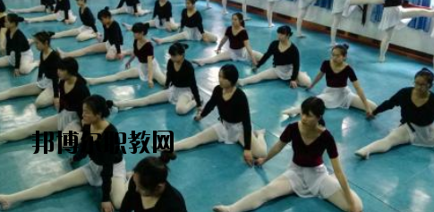 酒泉農(nóng)墾技工學(xué)校2020年學(xué)費(fèi)、收費(fèi)多少
