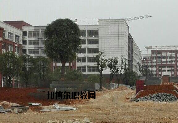 松桃苗族自治中等職業(yè)學(xué)校2020年報(bào)名條件、招生要求、招生對(duì)象