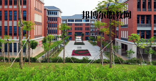 東莞輕工業(yè)學校2020年報名條件、招生要求、招生對象
