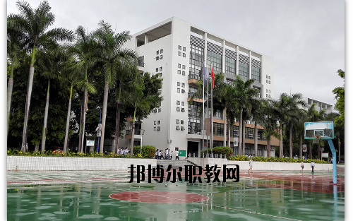 東莞電子科技學(xué)校2020年報(bào)名條件、招生要求、招生對(duì)象