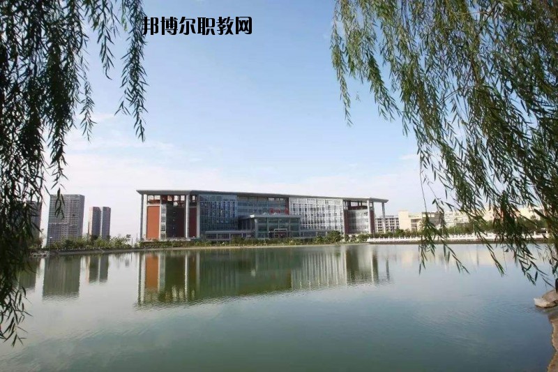 麻城順河高級職業(yè)中學怎么樣、好不好