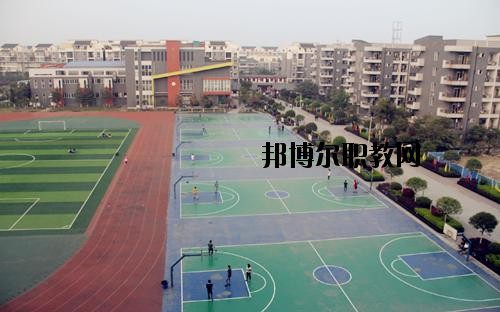 成都機(jī)電工程學(xué)校2020年報(bào)名條件、招生要求、招生對(duì)象