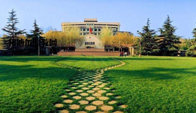 黃岡聯(lián)升職業(yè)技術(shù)學校2020年招生辦聯(lián)系電話