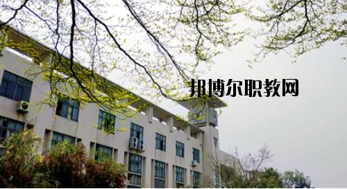 佛山順德區(qū)龍江職業(yè)技術(shù)學校地址在哪里