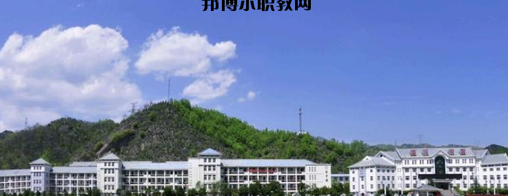 欒川中等職業(yè)學校2021年報名條件、招生要求、招生對象