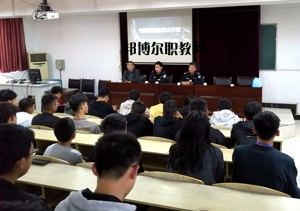 蘇州托普信息職業(yè)技術(shù)學(xué)院怎么樣、好不好