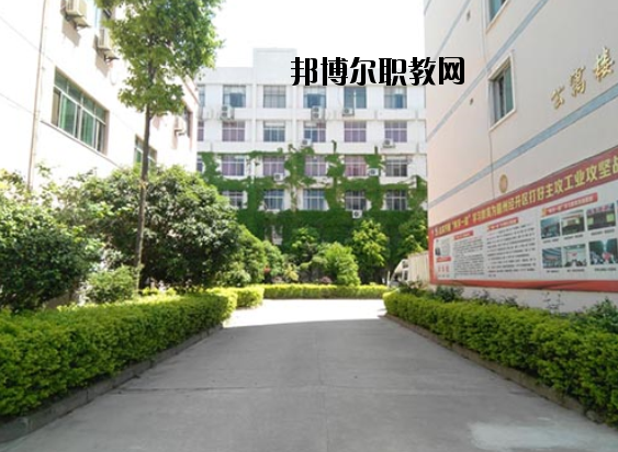 贛州光華職業(yè)技術(shù)學校2020年報名條件、招生要求、招生對象