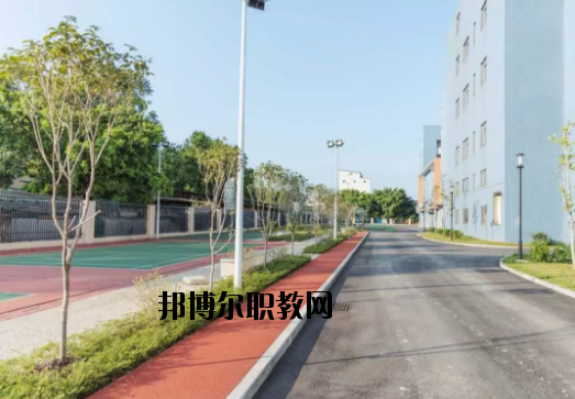廣東華文航空藝術職業(yè)學校2020年報名條件、招生要求、招生對象
