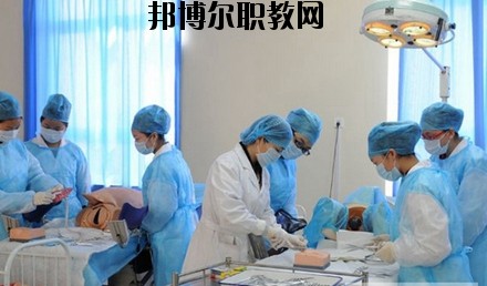四川成都衛(wèi)生學校2020年報名條件、招生要求、招生對象