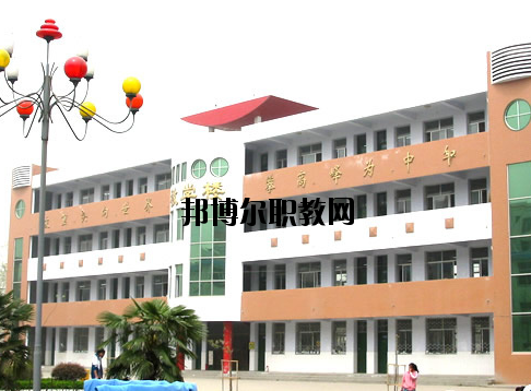 南陽信息工程學(xué)校怎么樣、好不好