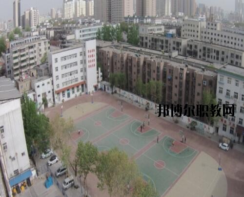 鄭州經(jīng)濟(jì)貿(mào)易學(xué)校2021年報(bào)名條件、招生對(duì)象