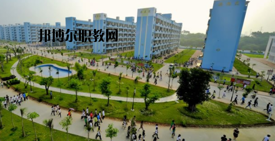 北部灣職業(yè)技術學校2020年報名條件、招生要求、招生對象