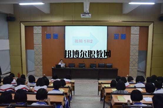 崇義職業(yè)中等專業(yè)學(xué)校2020年報(bào)名條件、招生要求、招生對(duì)象 