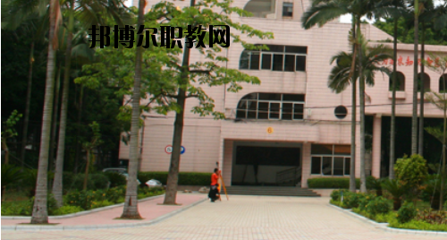 廣州建筑工程職業(yè)學校2020年報名條件、招生要求、招生對象