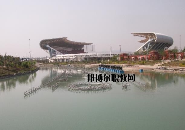 荊門現(xiàn)代學(xué)校2020年報(bào)名條件、招生要求、招生對象
