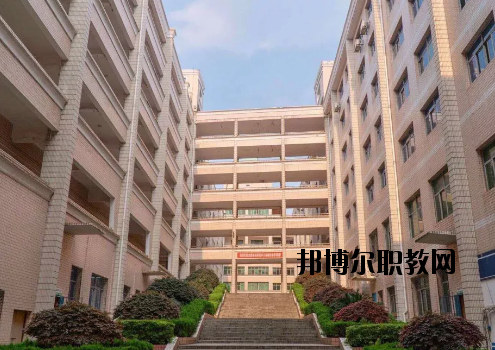 新余新興產(chǎn)業(yè)工程學校2020年報名條件、招生要求、招生對象