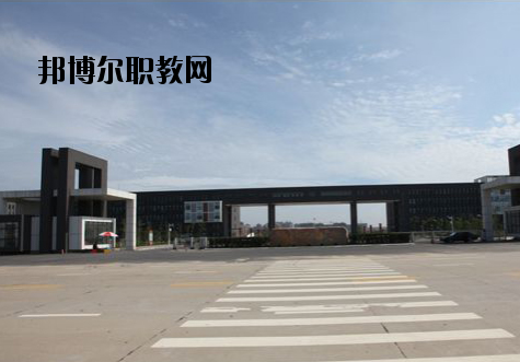 江西建設(shè)工程學(xué)校2020年報(bào)名條件、招生要求、招生對(duì)象