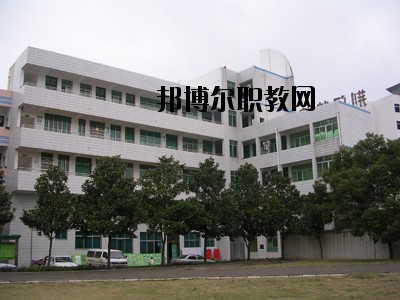 荊門財(cái)經(jīng)學(xué)校2020年報(bào)名條件、招生要求、招生對(duì)象