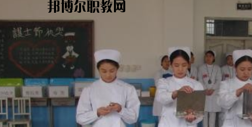 石家莊華醫(yī)醫(yī)學中等專業(yè)學校2020年報名條件、招生要求、招生對象