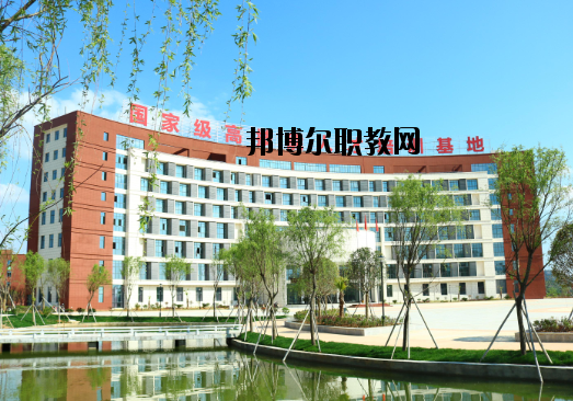寧都技工學校2020年報名條件、招生要求、招生對象