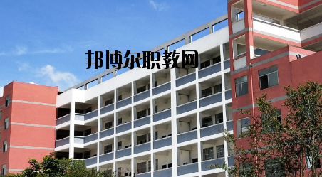 玉林華港中等職業(yè)技術(shù)學(xué)校2020年報(bào)名條件、招生要求、招生對象 