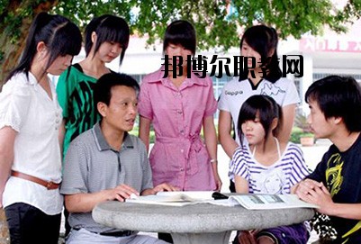 內(nèi)江奮發(fā)職業(yè)學(xué)校2020年報(bào)名條件、招生要求、招生對(duì)象