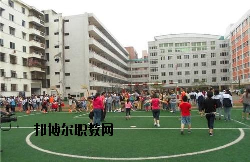 三臺縣文武職業(yè)技術(shù)學(xué)校2020年報(bào)名條件、招生要求、招生對象