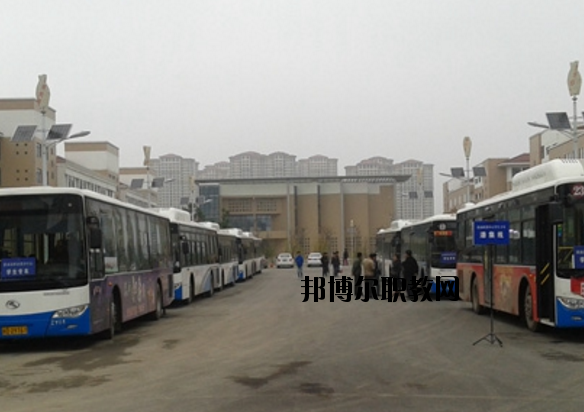 淮南職業(yè)教育中心2020年報名條件、招生要求、招生對象
