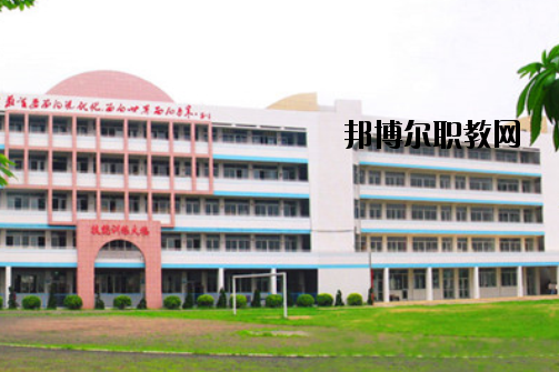 廣東輕工業(yè)技師學(xué)院學(xué)校怎么樣、好不好