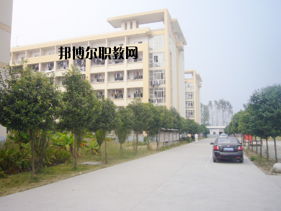 阜陽工商貿(mào)易學校怎么樣、好不好