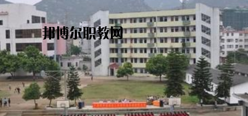 賀州技工學(xué)校2020年報(bào)名條件、招生要求、招生對(duì)象 