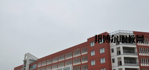 桂東衛(wèi)生學(xué)校2020年報名條件、招生要求、招生對象 