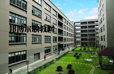 成都信息工程職業(yè)技術(shù)學(xué)校怎么樣、好不好
