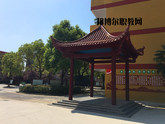 潁上信息工程學(xué)校怎么樣、好不好