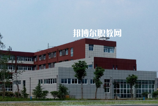 天長工業(yè)學(xué)校2020年報(bào)名條件、招生要求、招生對象