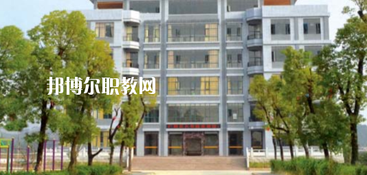 廣西正久職業(yè)學(xué)校怎么樣、好不好