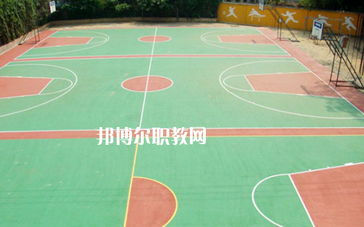 廣州市穗華職業(yè)技術(shù)學校2020年報名條件、招生要求、招生對象
