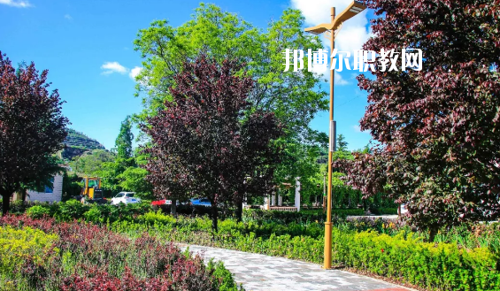 崇信縣職業(yè)教育中心2020年報(bào)名條件、招生要求、招生對(duì)象